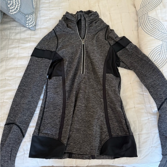 Lululemon Jacket - Picture 3 of 4